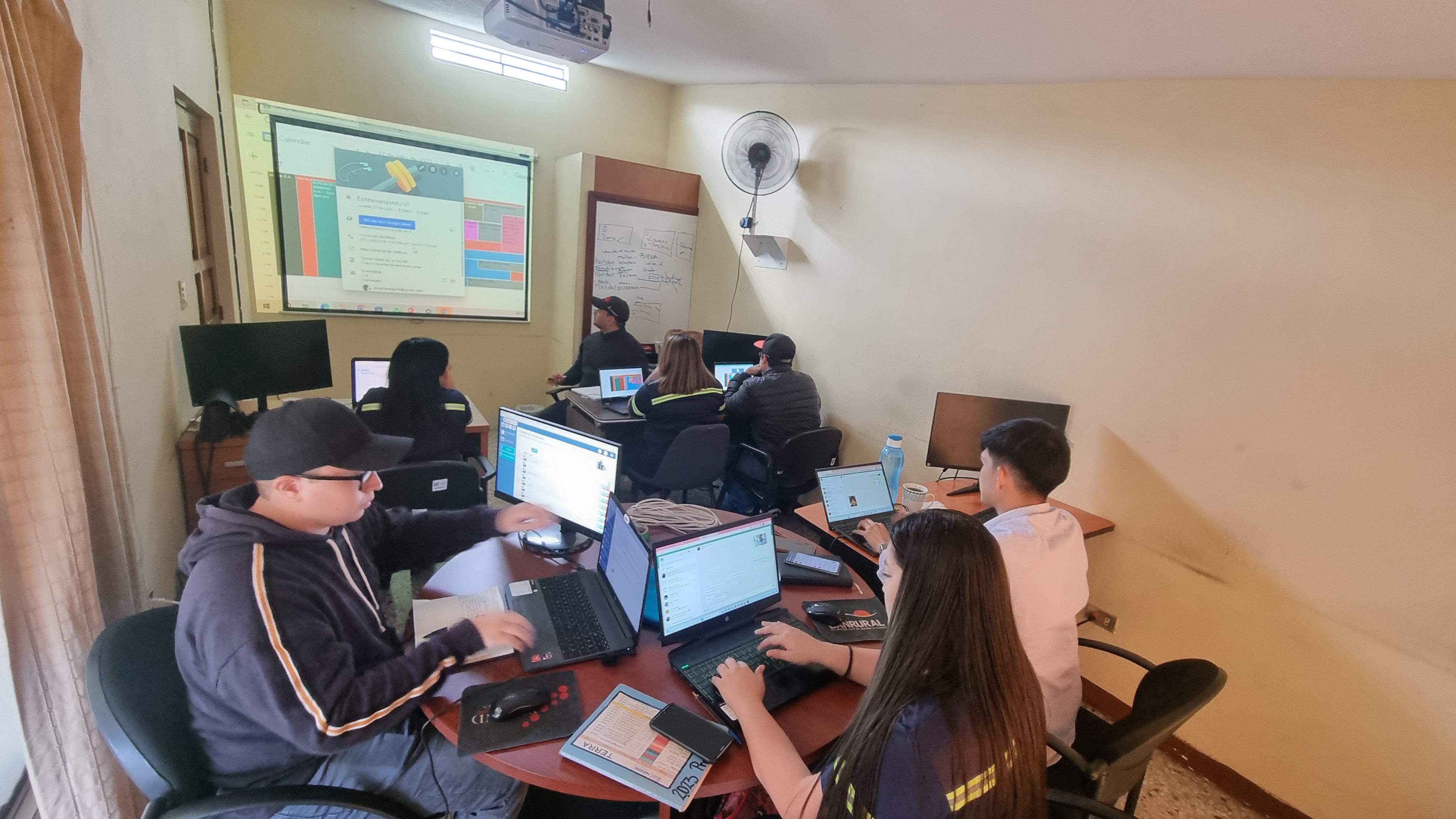 Auditoría de equipos y maquinaria en campo - Praind